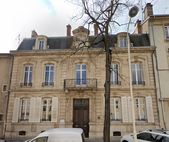 Nancy (54)