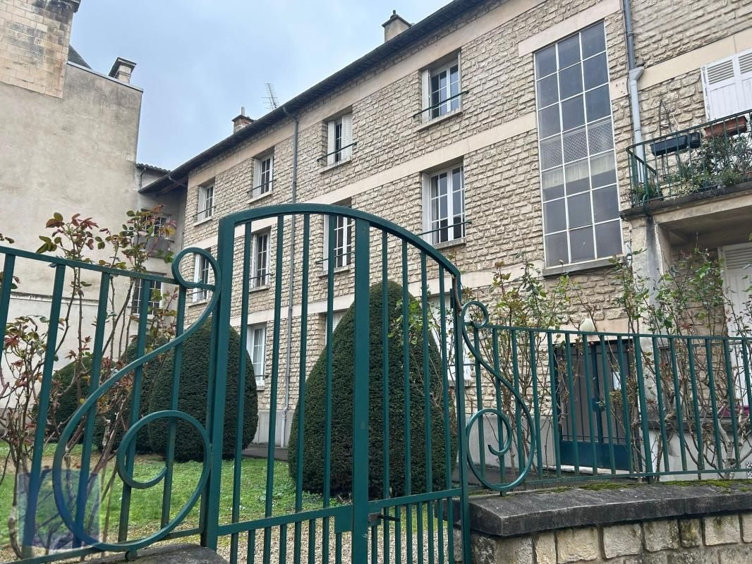 Poitiers (86)