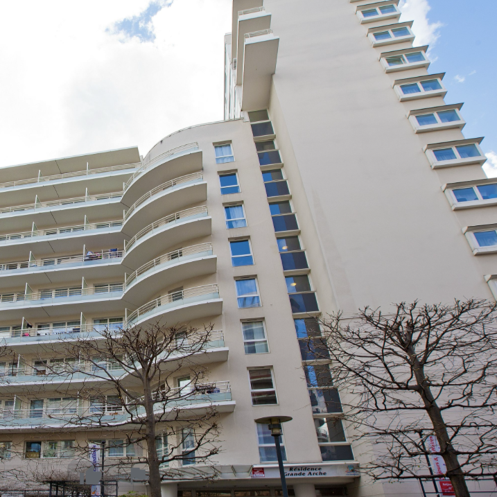 Courbevoie (92)