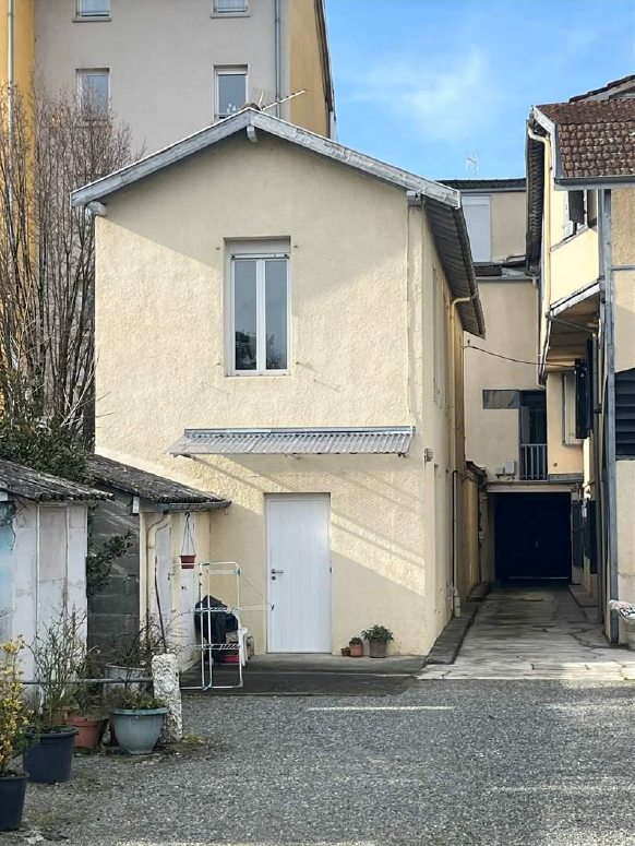 Pau (64)