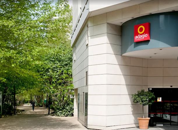Courbevoie (92)