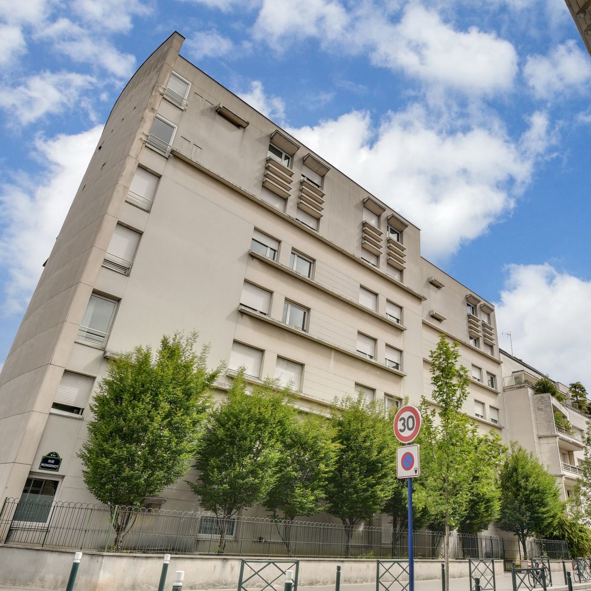 Paris (75)