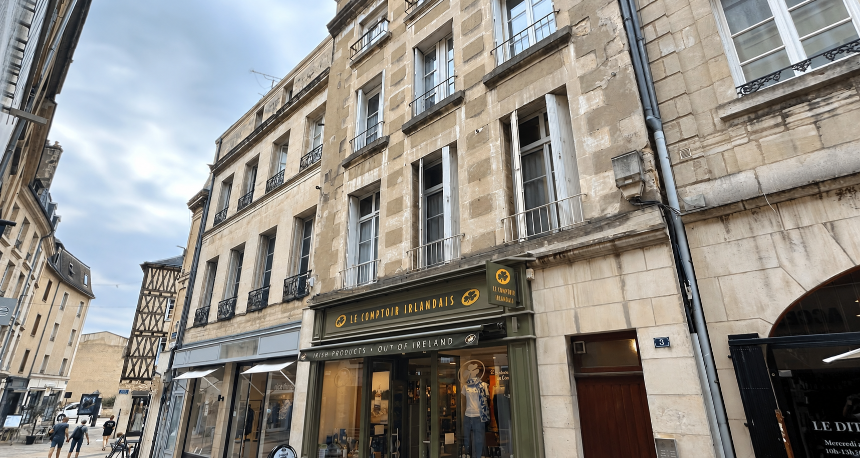 Poitiers (86)