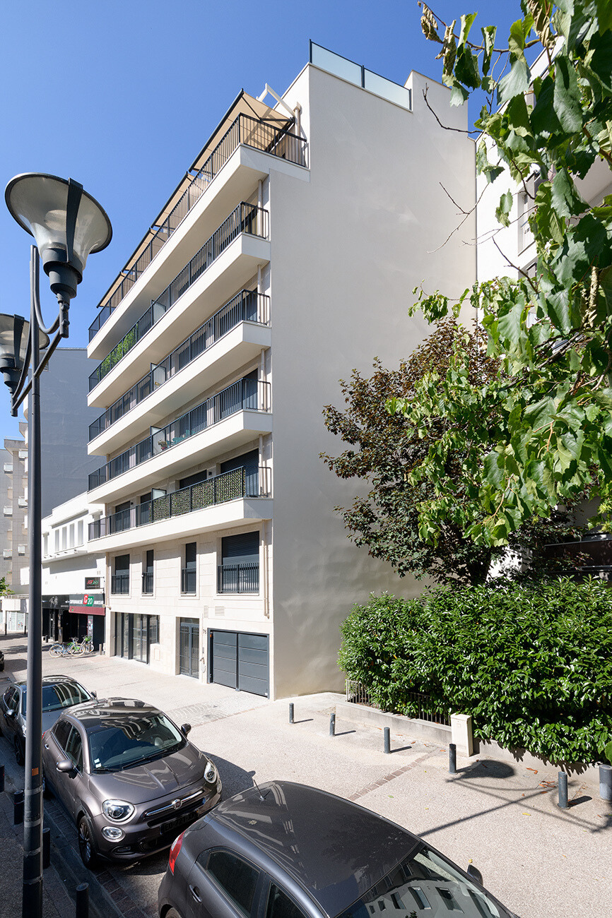 Courbevoie (92)