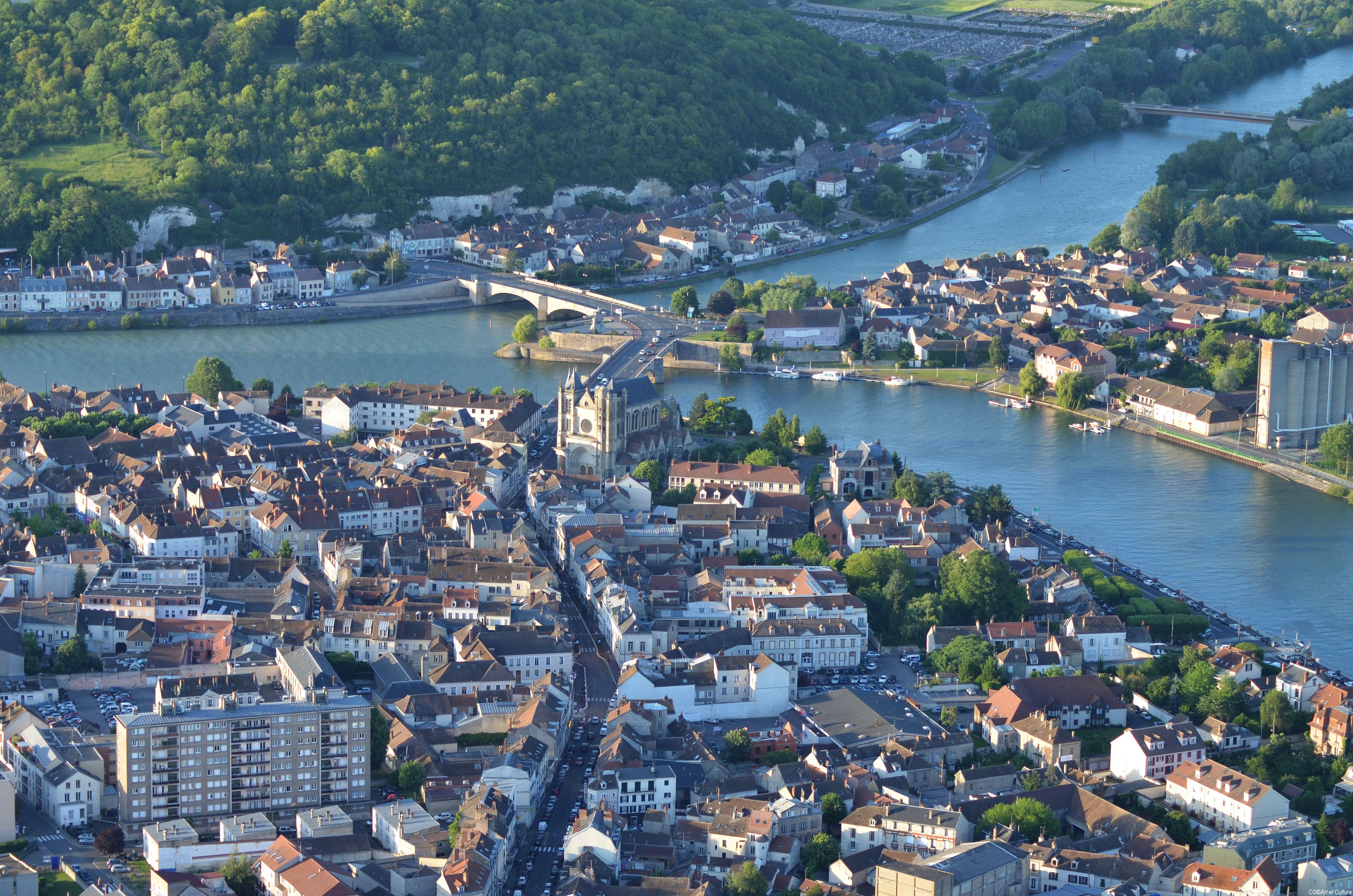 Montereau-Fault-Yonne (77)