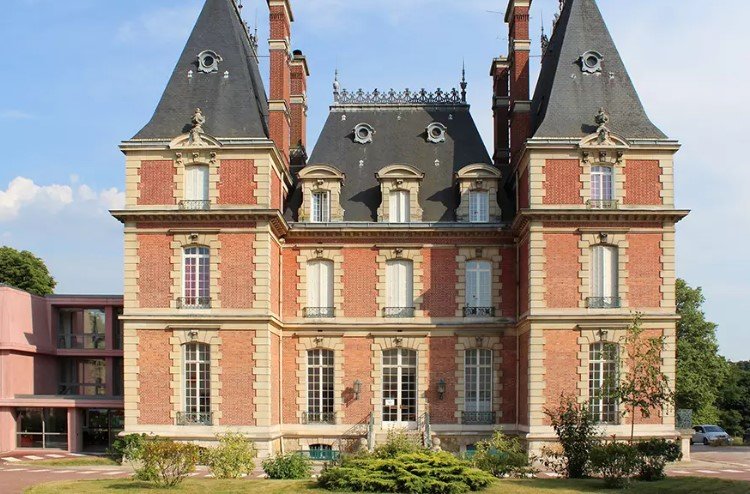 Vaugrigneuse (91)