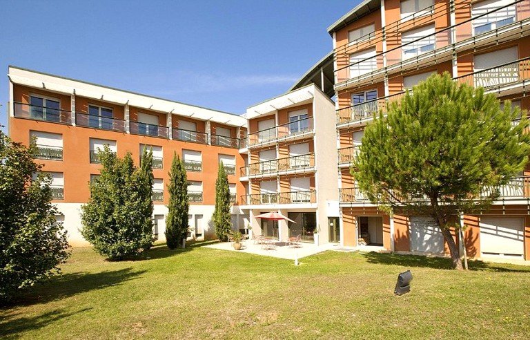 Valence (26)